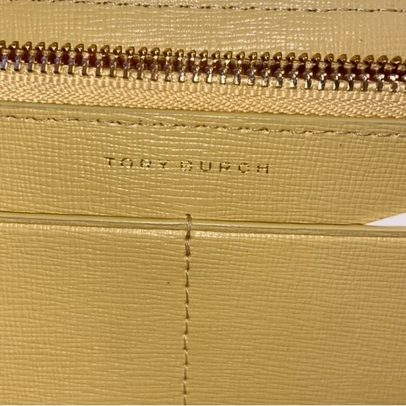 Tory Burch Tan Leather Wallet with Gold Logo NWT excellent condition. - Picture 4 of 7